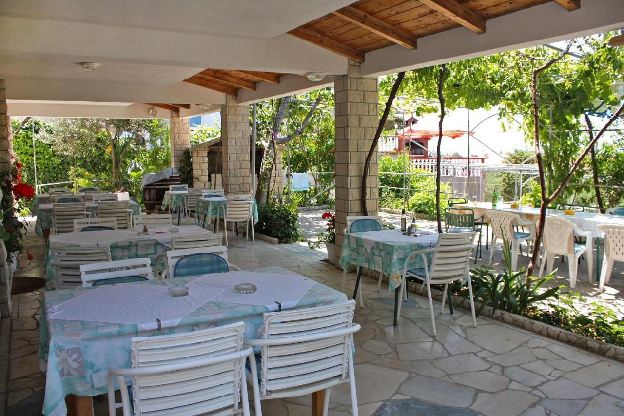 Studio Palit 3195A Exterior foto